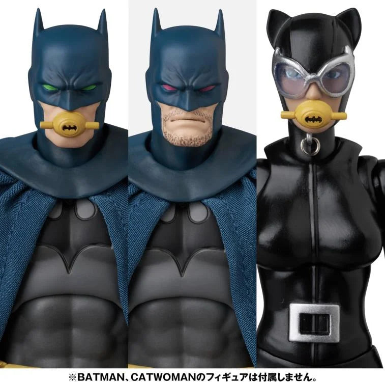 Pre-Order - Batman: Hush MAFEX No.299 Bruce Wayne Action Figure