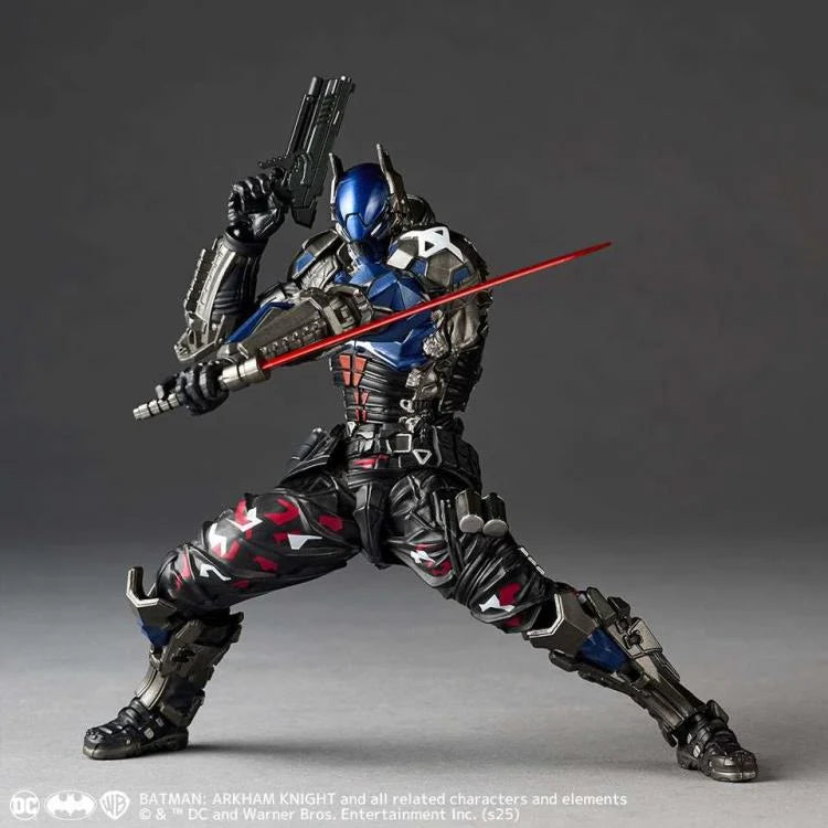 Batman: Arkham Knight Amazing Yamaguchi Revoltech Arkham Knight (Ver. 1.5)