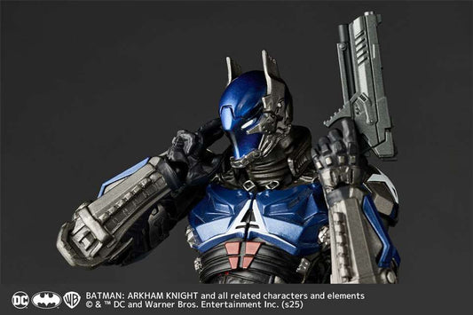 Batman: Arkham Knight Amazing Yamaguchi Revoltech Arkham Knight (Ver. 1.5)