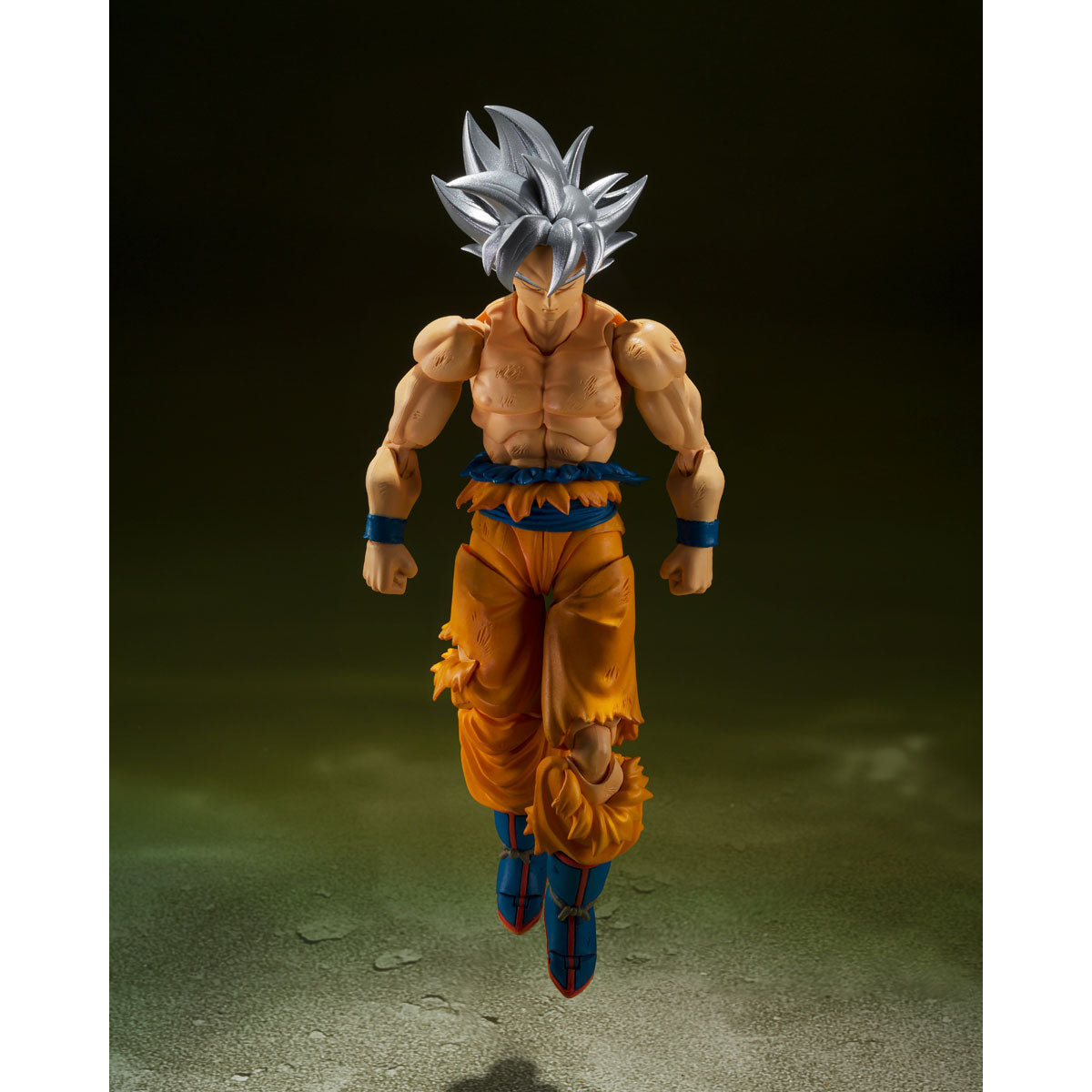 Dragon Ball Super S.H.Figuarts Goku Ultra Instinct - Toyotarou Edition w/ Figupedia Book