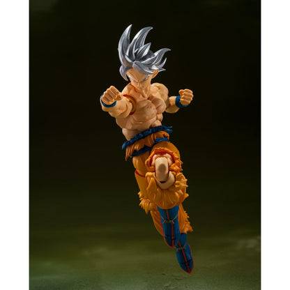 Dragon Ball Super S.H.Figuarts Goku Ultra Instinct - Toyotarou Edition w/ Figupedia Book