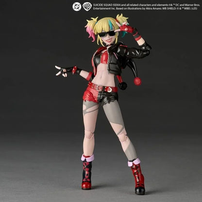 Suicide Squad Isekai Amazing Yamaguchi Revoltech NR082 Harley Quinn Action Figure