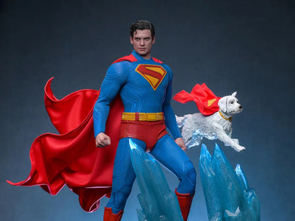PRE-ORDER - Superman (2025) MMS812 Superman & Krypto 1/6th Scale Collectible Figure Set