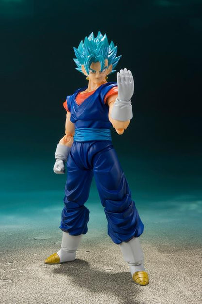 Dragon Ball Super S.H.Figuarts Super Saiyan God Super Saiyan Vegito Super w/ Shipper Box