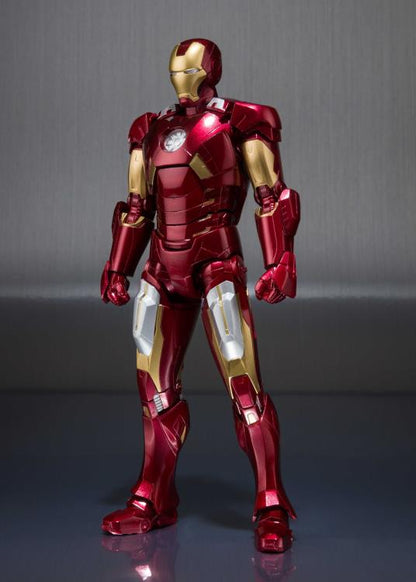 Avengers S.H.Figuarts Iron Man Mark VII Action Figure & Hall Of Armor Set
