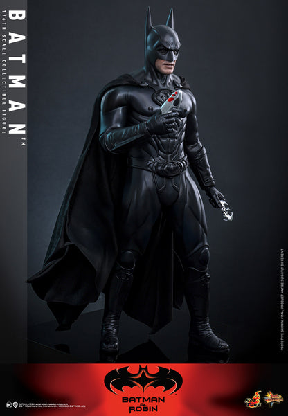 Batman & Robin MMS786 Batman 1/6th Scale Collectible Figure