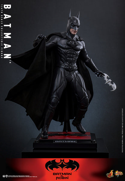 Batman & Robin MMS786 Batman 1/6th Scale Collectible Figure