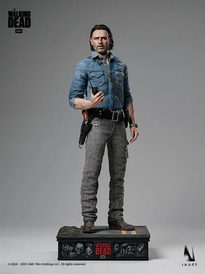 Pre-Order: The Walking Dead: S8 Rick Grimes 1/6 Collectible Figure