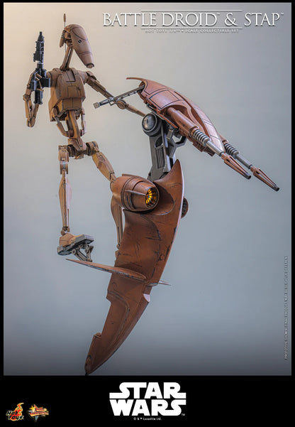 Pre-Order: Star Wars: The Phantom Menace MMS887 Battle Droid & STAP 1/6th Scale Collectible Figure and Vehicle Accessory