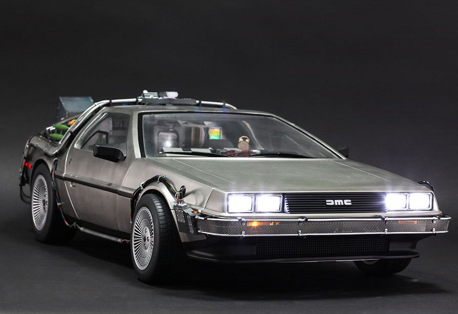 Back to the Future MMS260 DeLorean Time Machine 1/6th Scale Collectible Vehicle