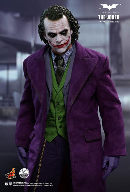 The Dark Knight QS010 The Joker 1/4th Scale Collectible Figure